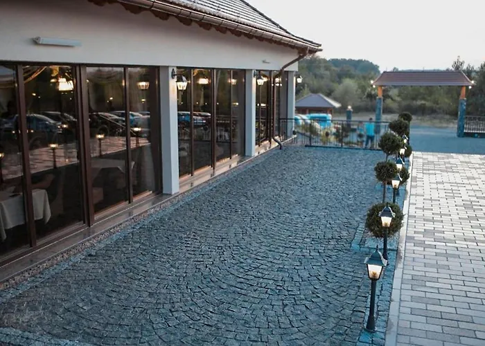 Chizay. Мала Гора